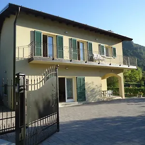Ferienhaus Ninfea, Crone